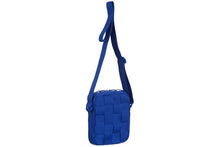Load image into Gallery viewer, Supreme Woven Shoulder Bag royal
