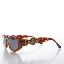 Load image into Gallery viewer, Oval Cat Eye With Gold Accents Vintage Sunglasses - Tana
