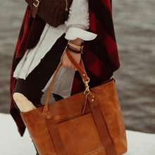 Load image into Gallery viewer, Leather Key Clip Loop - USA Made
