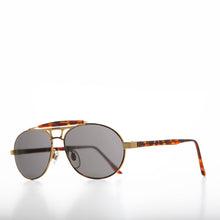 Load image into Gallery viewer, Oval Pilot Vintage 90s Sunglasses - Tk
