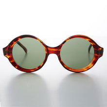 Load image into Gallery viewer, Big Round Mod Vintage Women's Sunglasses - Trudy
