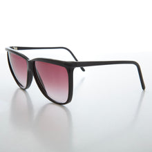 Load image into Gallery viewer, Women's Sunglasses with Colored Brow Line - Verla

