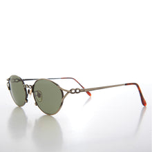 Load image into Gallery viewer, Oval Cat Eye 90s Vintage Sunglasses - Vista
