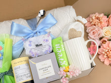 Load image into Gallery viewer, Warm Hug Gift Box for Mom – Cozy Self Care Set with Blanket, Mug, Candle, Honey &amp; Cookies
