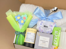 Load image into Gallery viewer, Warm Hug Gift Box for Mom – Cozy Self Care Set with Blanket, Mug, Candle, Honey &amp; Cookies
