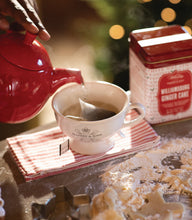 Load image into Gallery viewer, Williamsburg Ginger Cake, Tin of 20 Sachets

