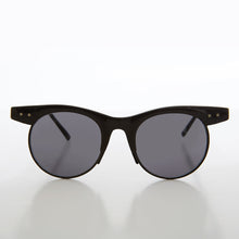 Load image into Gallery viewer, Round Extended Horn Rim Vintage Sunglass - Yan
