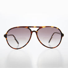 Load image into Gallery viewer, Simple Bifocal Aviator Sunglass - Zander
