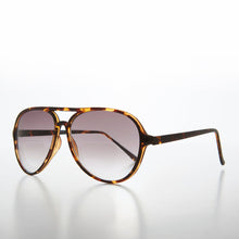 Load image into Gallery viewer, Simple Bifocal Aviator Sunglass - Zander
