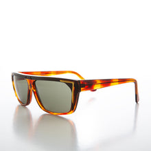 Load image into Gallery viewer, 90s Flat Top Bold Sunglasses - Zaya
