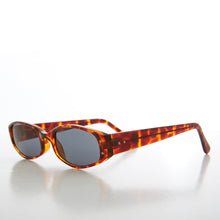 Load image into Gallery viewer, Oval 90s Acetate Vintage Sunglass - Zizzo
