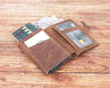Load image into Gallery viewer, Palermo Leather Mechanical Card Holder
