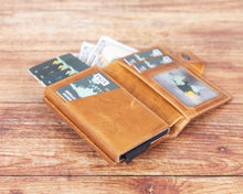 Load image into Gallery viewer, Palermo Leather Mechanical Card Holder
