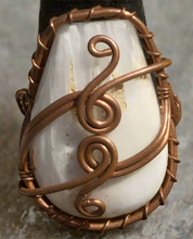 Load image into Gallery viewer, Assorted wire Wrapped Rings
