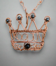 Load image into Gallery viewer, Custom Wire Wrapped Crown/Name Necklace
