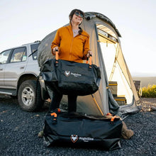 Load image into Gallery viewer, Car Top Duffel 60L
