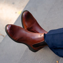 Load image into Gallery viewer, The Chelsea (Chestnut &amp; Mocha)
