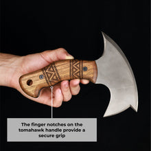 Load image into Gallery viewer, Compact tomahawk "NIKIDO" with engraved handle
