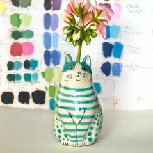 Load image into Gallery viewer, DecorBites™ Cat Polka Dot Resin Flower Bud Vase
