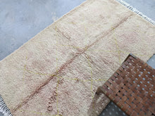 Load image into Gallery viewer, DecorBites™ Tapis traditionnel Beni Ouarain 250 X 154 Cm
