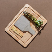 Load image into Gallery viewer, Fresh Japanese Wasabi Root + Steel Shark Grater Bundle
