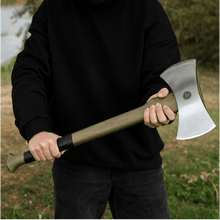 Load image into Gallery viewer, Functional double bit axe "Vargstal"
