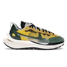 Load image into Gallery viewer, Nike Vaporwaffle Sacai Tour Yellow Stadium Green
