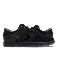 Load image into Gallery viewer, Nike Dunk Low Ducks of a Feather Black University of Oregon PE
