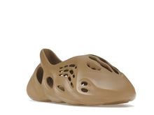 Load image into Gallery viewer, Adidas Yeezy Foam Runner RNNR &quot;Mist&quot;
