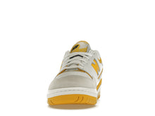Load image into Gallery viewer, New Balance 550 &quot;Sea Salt Varsity Gold&quot;
