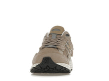 Load image into Gallery viewer, New Balance 2002R Protection Pack Driftwood
