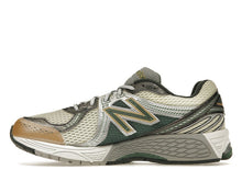 Load image into Gallery viewer, New Balance 860v2 Aime Leon Dore Green
