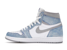 Load image into Gallery viewer, Air Jordan Retro 1 &quot;Hyper Royal&quot;
