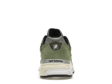 Load image into Gallery viewer, New Balance &quot; JJJJound Olive &quot; 990 V3
