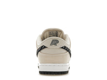 Load image into Gallery viewer, Nike SB Dunk Low Albino &amp; Preto
