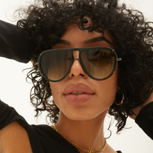 Load image into Gallery viewer, Ivy Luxe - Olive Tangle-Free Round Aviator Sunglasses
