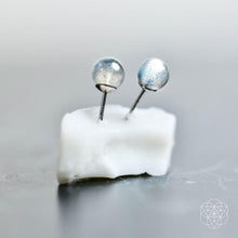 Load image into Gallery viewer, Labradorite Stabilization Earrings
