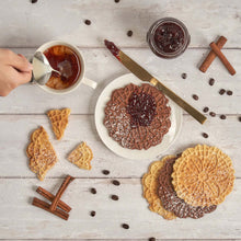 Load image into Gallery viewer, Dolce Di Bruno Gourmet Gift Box
