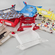 Load image into Gallery viewer, Portable Dog Bowl White Ultralight D50T
