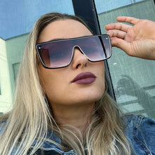 Load image into Gallery viewer, Sustainable Rayz - Limited Edition Tortoise Squared Sunglasses
